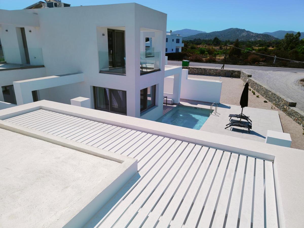 Alpha Villas غينادي المظهر الخارجي الصورة